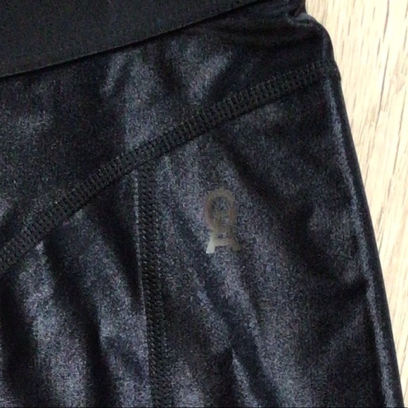 GOOD AMERICA ACTIVE ESSENTIAL BIKE SHORT🎀 - Picture 7 of 11